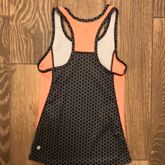 Girls Athletic Outfit - Picture 4 of 6